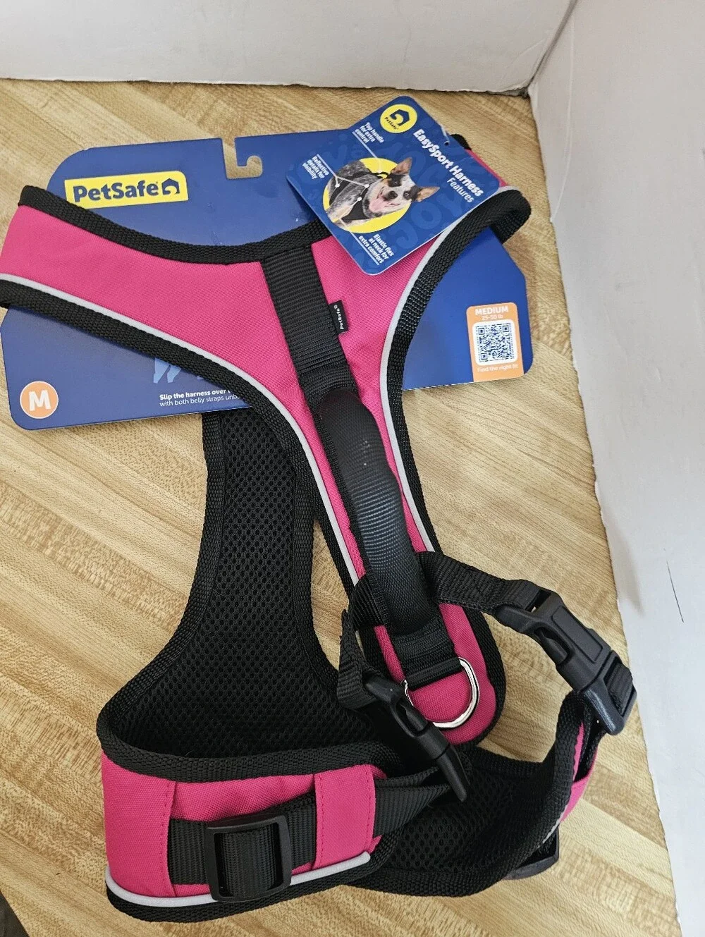 PetSafe EasySport Dog Harness Medium Pink Padded Adjustable No Pull Control Hand